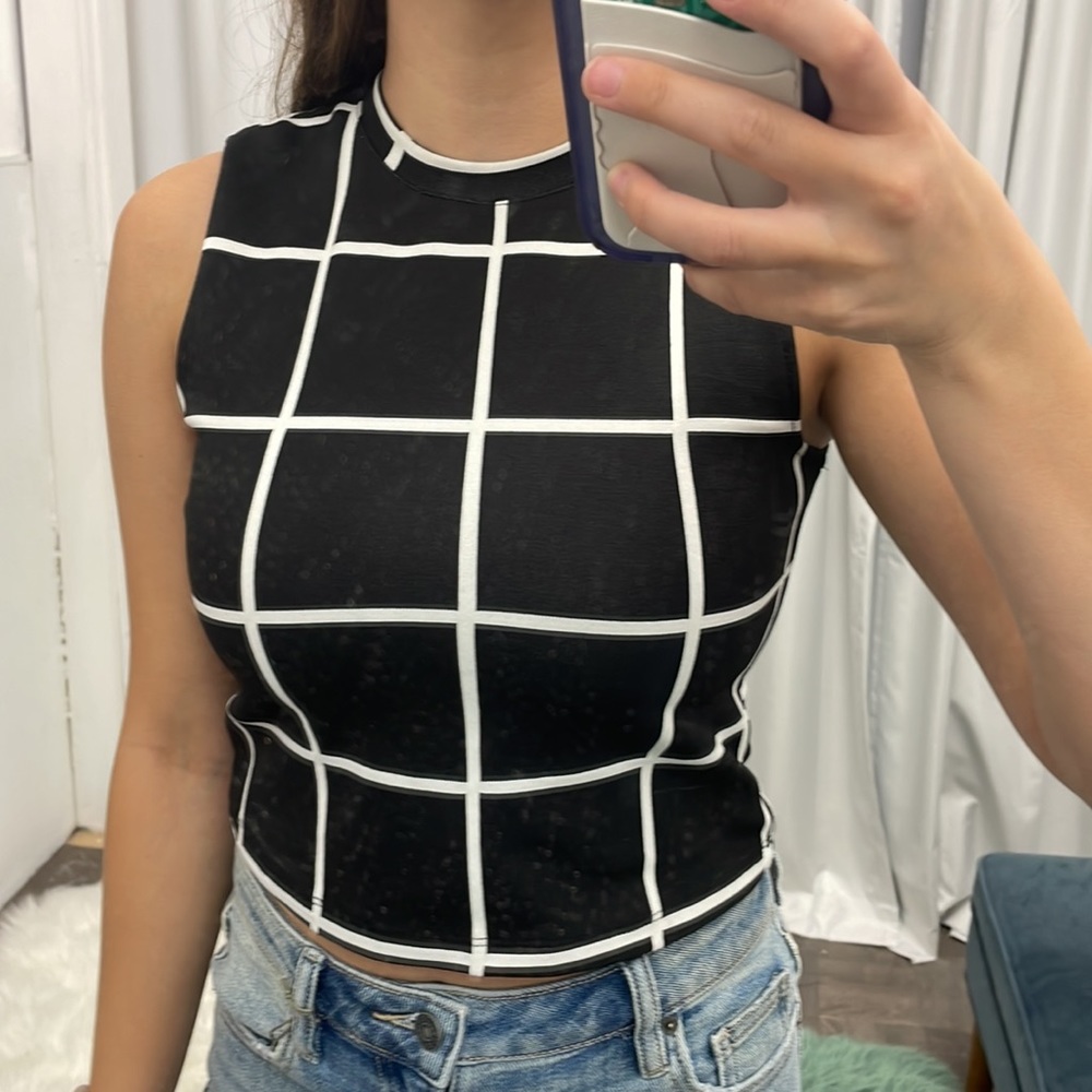 Benjamin Jay black and white crop top